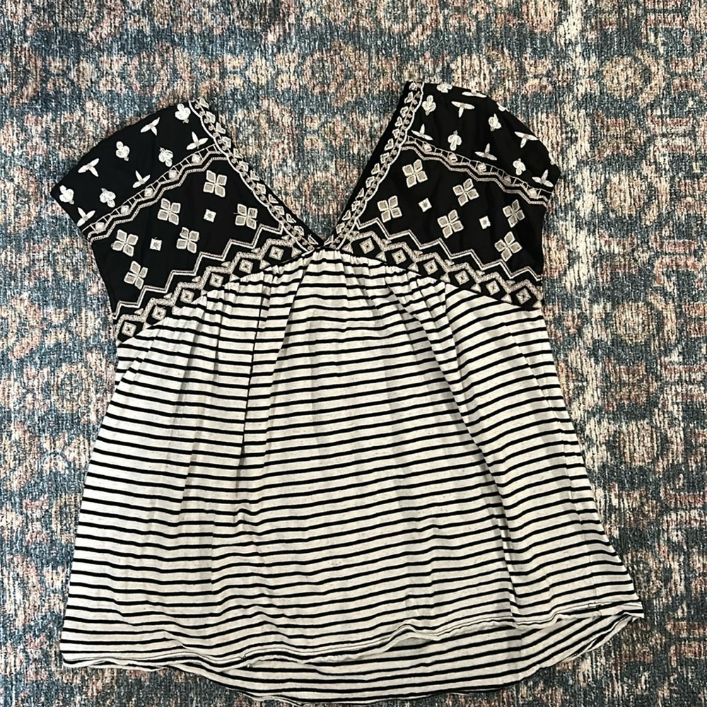 Like new Lucky Brand top